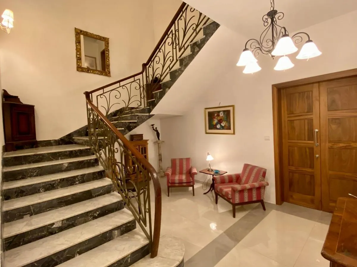 Bed & Breakfast Maltese Garden Villa Mosta