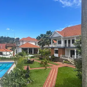 **** Hotel Infinity Uganda